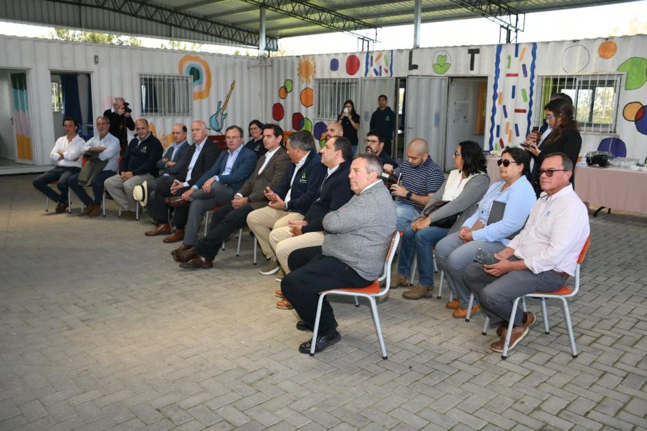 Inauguración en Los Tréboles