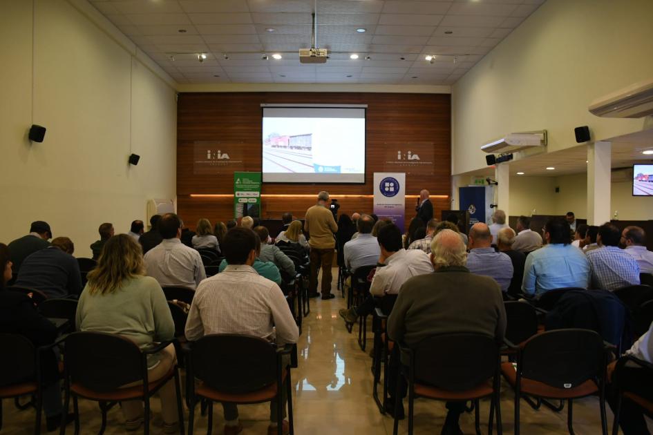Subsecretario en el evento "Transformación mecánica de maderas en Uruguay: actualidades y desafíos" 