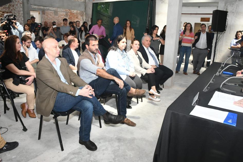 Firma de convenio social con Fundación Caleidoscopio Firma de convenio social con Fundación Caleidoscopio