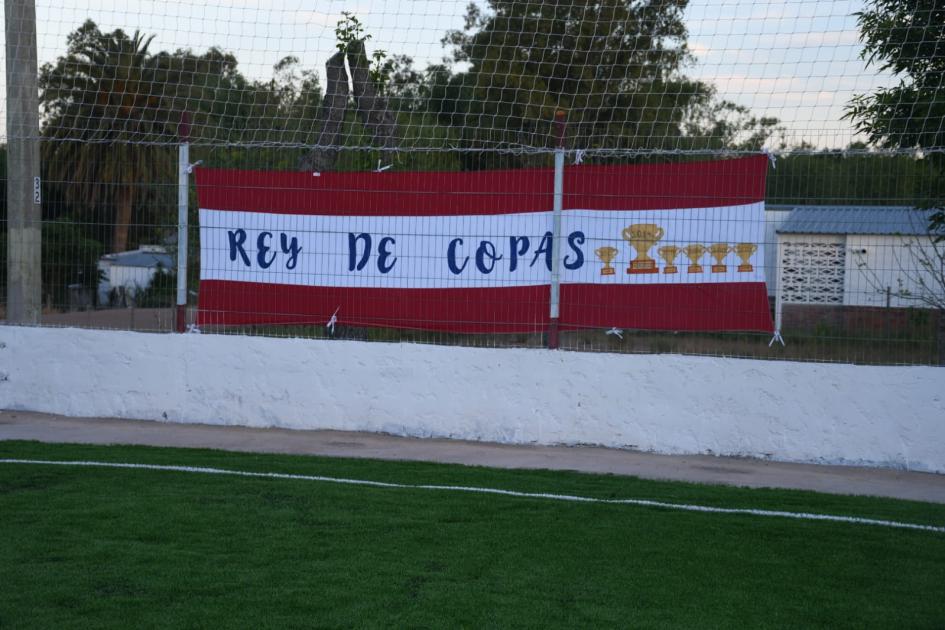 Inauguración de cancha en I.A. El Inca