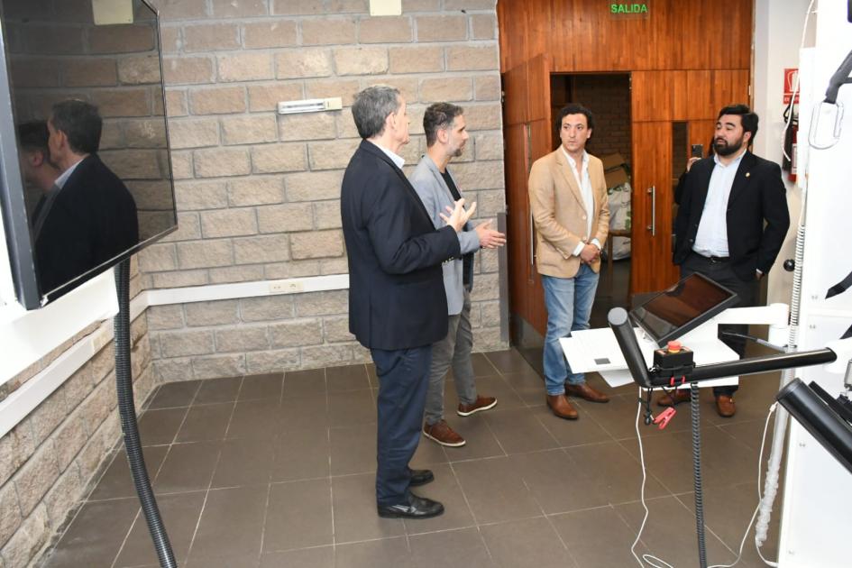 Firma de convenio social entre MTOP y Fundación Teletón Firma de convenio social entre MTOP y Fundación Teletón