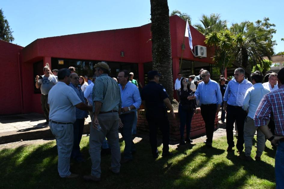 Firma de convenio social con la Sociedad Fomento Treinta y Tres Firma de convenio social con la Sociedad Fomento Treinta y Tres