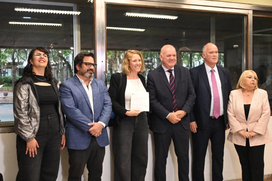 Exhibición del Premio Nacional de Artesanía en la Sala de Arte del MTOP Exhibición del Premio Nacional de Artesanía en la Sala de Arte del MTOP