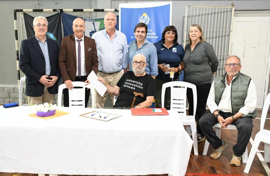 Firma de convenio social con Plaza Nº7 Firma de convenio social con Plaza Nº7