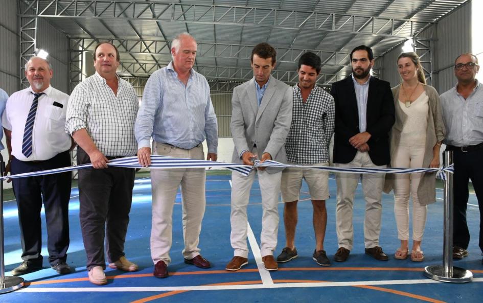 Inauguración de obras en Club Sarandí en Sarandí del Yi