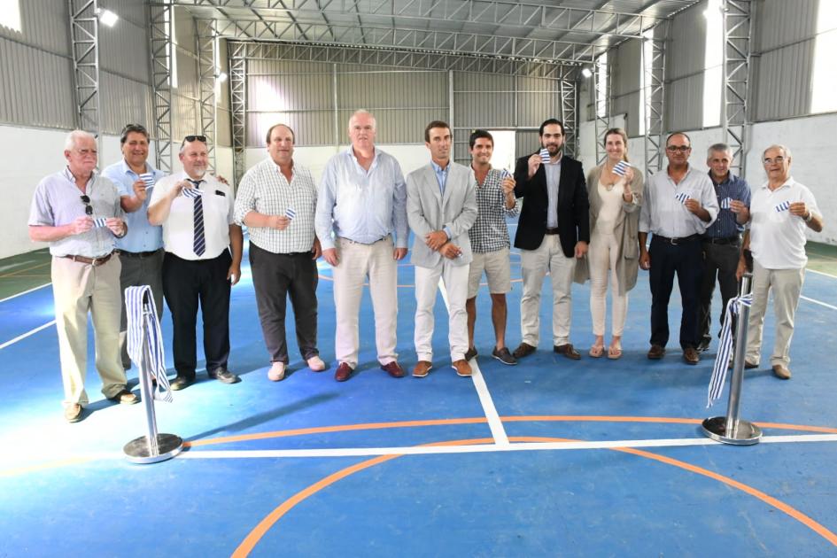 Inauguración de obras en Club Sarandí en Sarandí del Yi