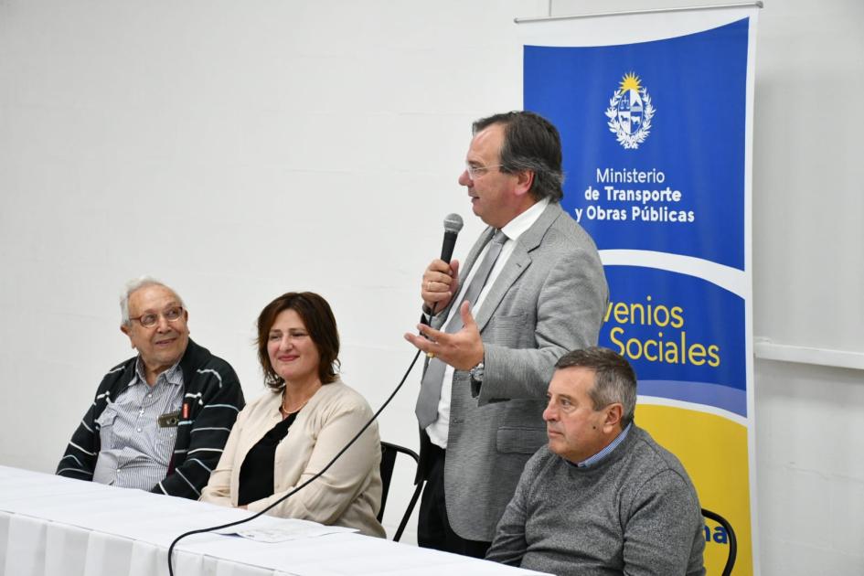 Inauguración en ONG Nuestra Tarea