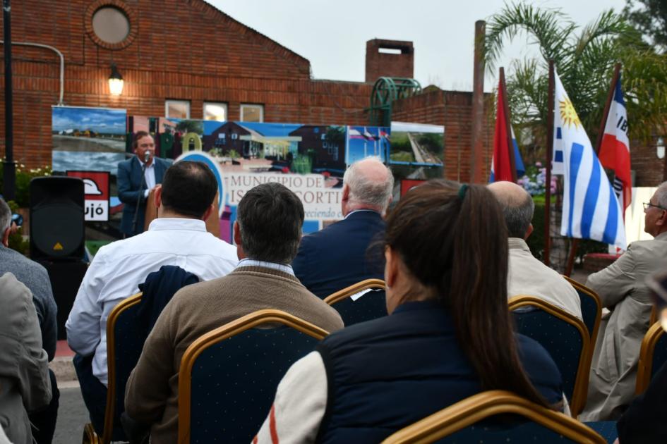 Inauguración de obras viales en Ismael Cortinas