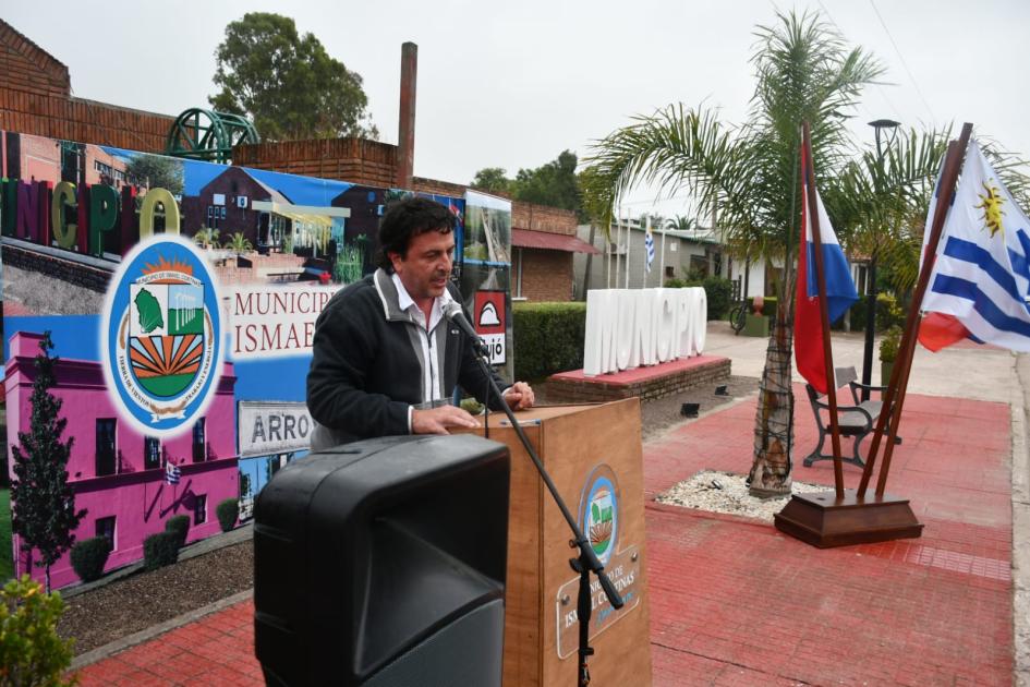 Inauguración de obras viales en Ismael Cortinas