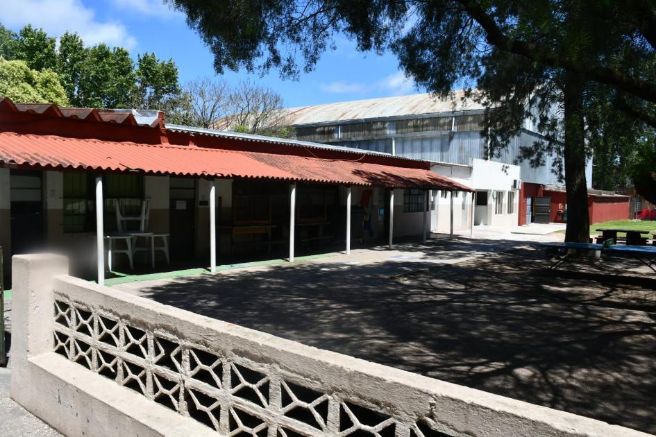 Firma de convenio social con el Colegio San José
