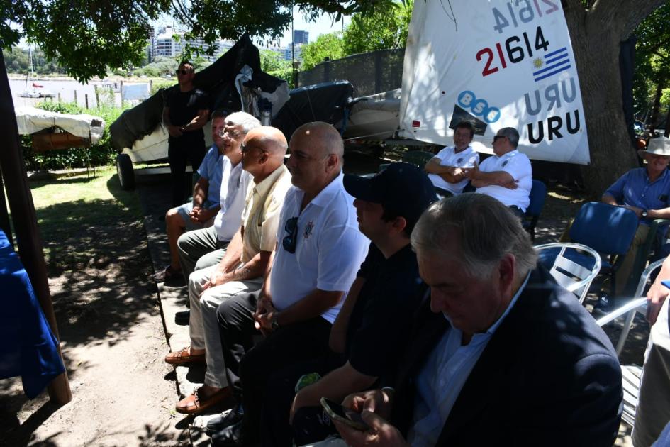 Firma de comodato con Club La Estacada Firma de comodato con Club La Estacada