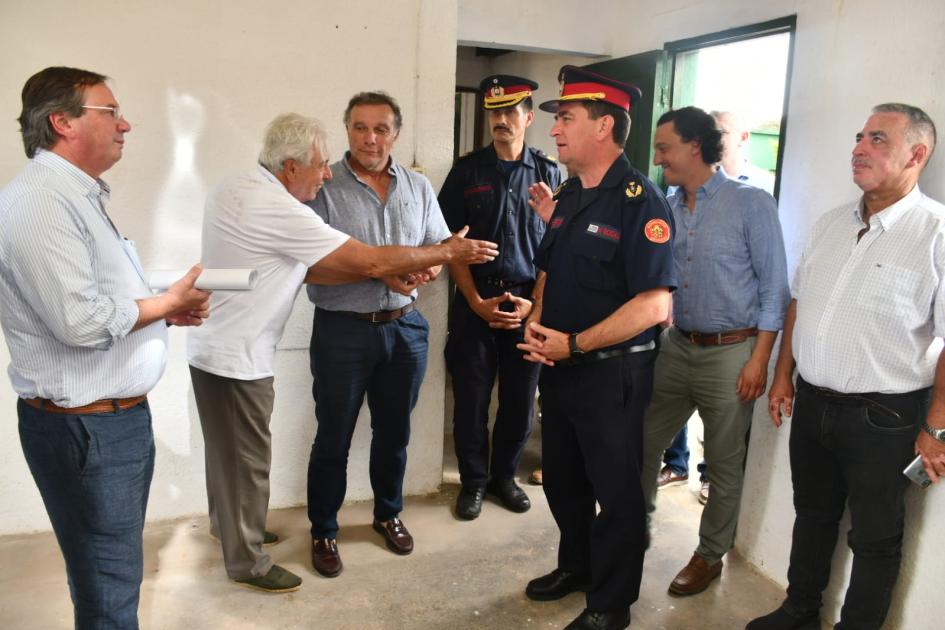 MTOP entrega formalmente predio a la Dirección Nacional de Bomberos