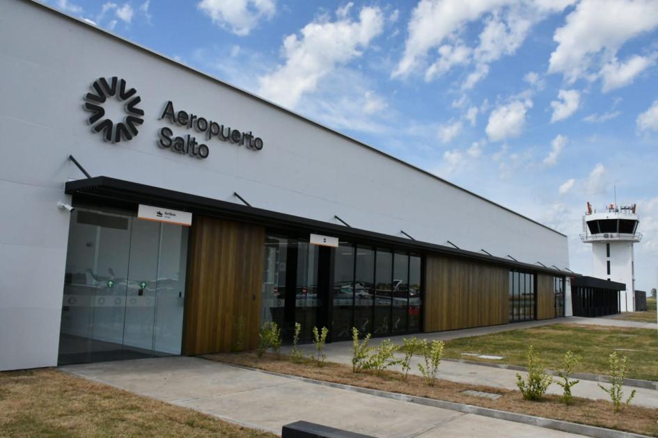 Se autorizó el primer vuelo internacional al aeropuerto de Salto Se autorizó el primer vuelo internacional al aeropuerto de Salto