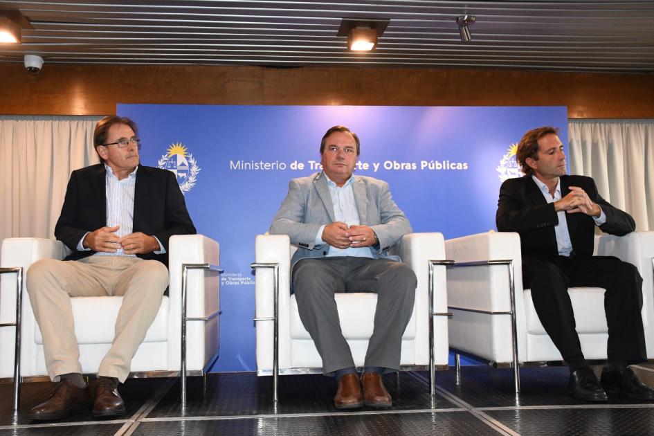 Exposición de proyectos de ingenieros del MTOP para CILA 2024 Exposición de proyectos de ingenieros del MTOP para CILA 2024