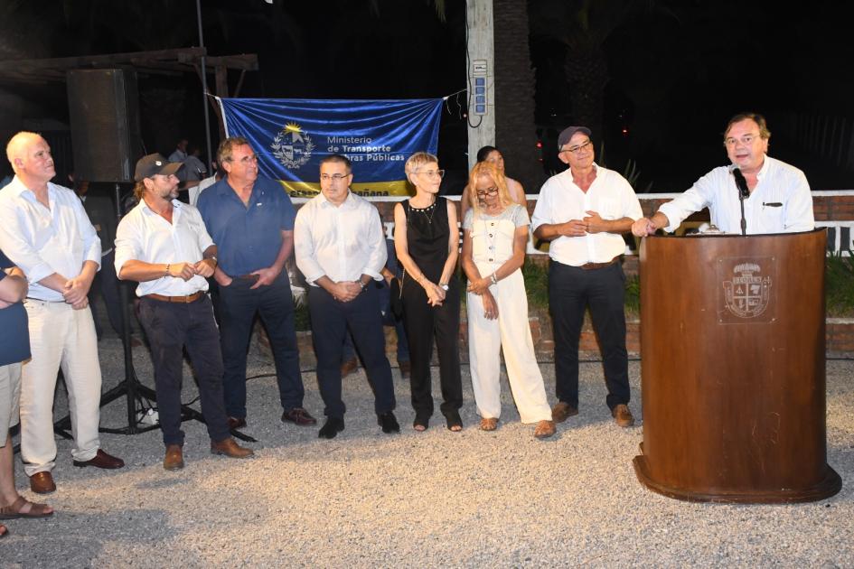 Inauguración de luminarias en Trinidad