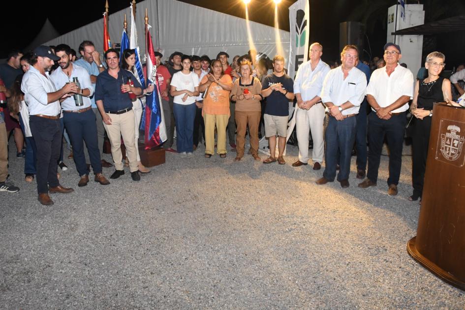 Inauguración de luminarias en Trinidad