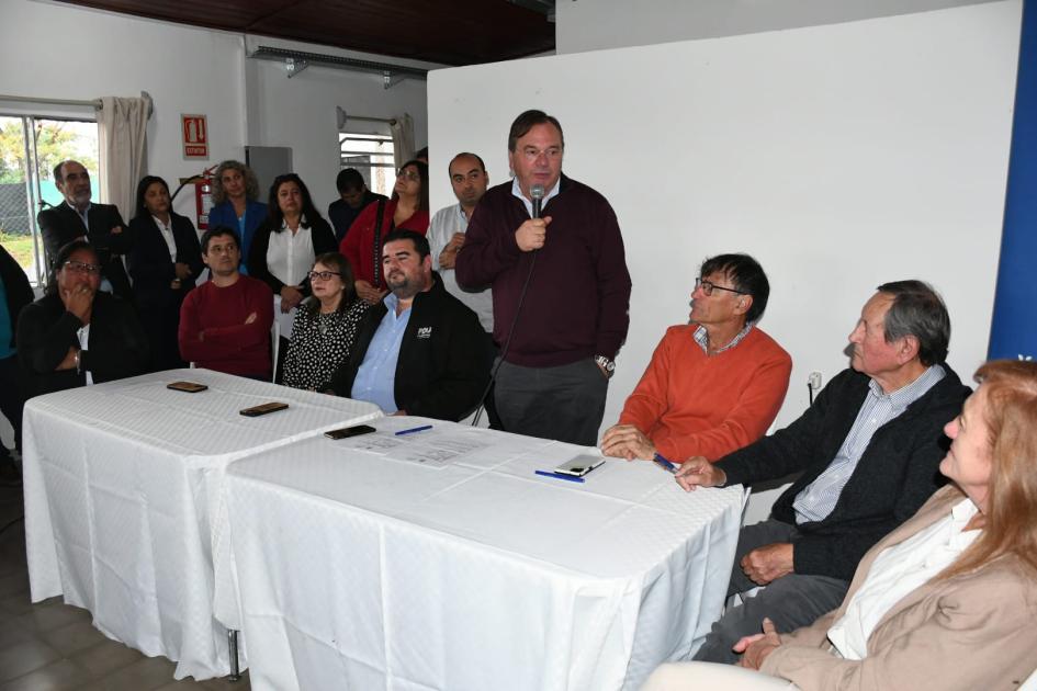 Firma de Convenio Social en Guichón Firma de Convenio Social en Guichón
