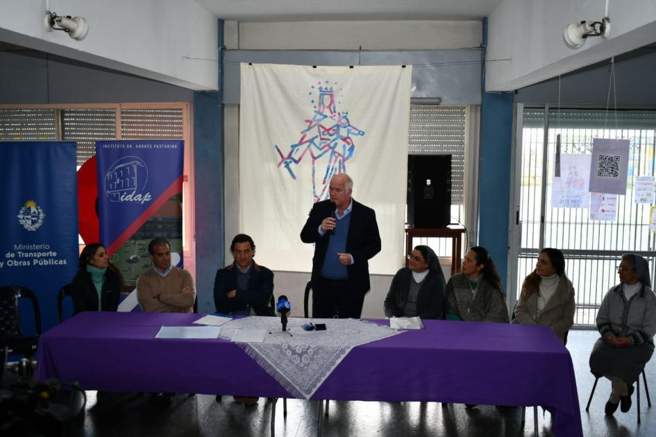 Convenios Sociales: 11.5 millones de pesos para mejorar instituciones de Montevideo Convenios Sociales: 11.5 millones de pesos para mejorar instituciones de Montevideo