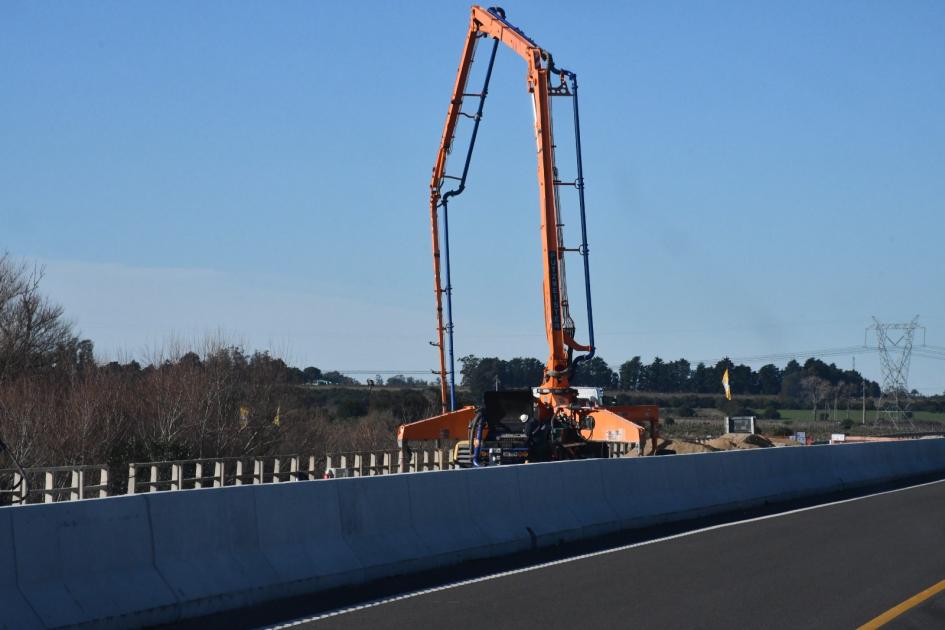 Recorrida por obras de doble vía en ruta 9 Recorrida por obras de doble vía en ruta 9