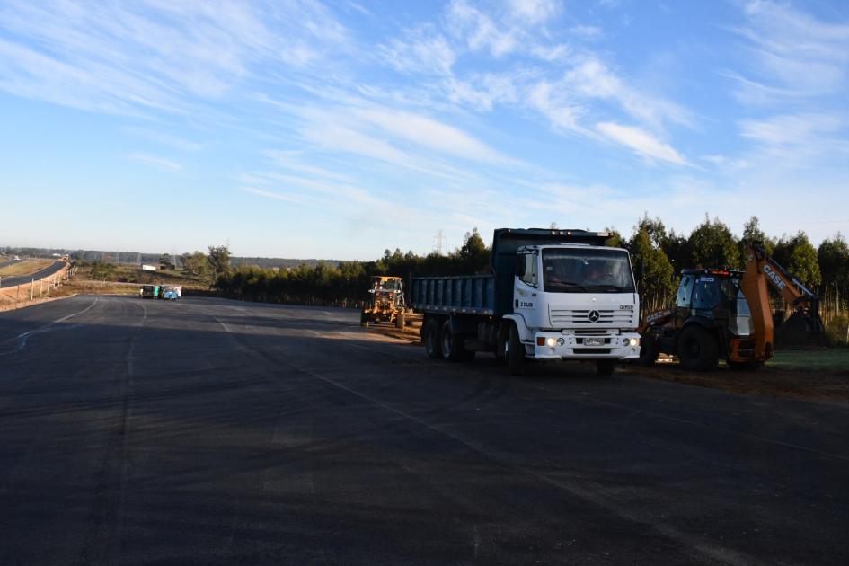 Obras viales en rutas 8 y 9 Obras viales en rutas 8 y 9