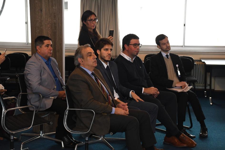 Firma de convenio de cooperación interinstitucional entre el MTOP y el INAC Firma de convenio de cooperación interinstitucional entre el MTOP y el INAC