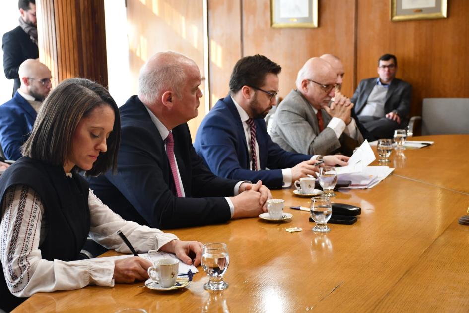 Reunión en Cancillería, entre representantes del gobierno de Uruguay y Brasil Reunión en Cancillería, entre representantes del gobierno de Uruguay y Brasil