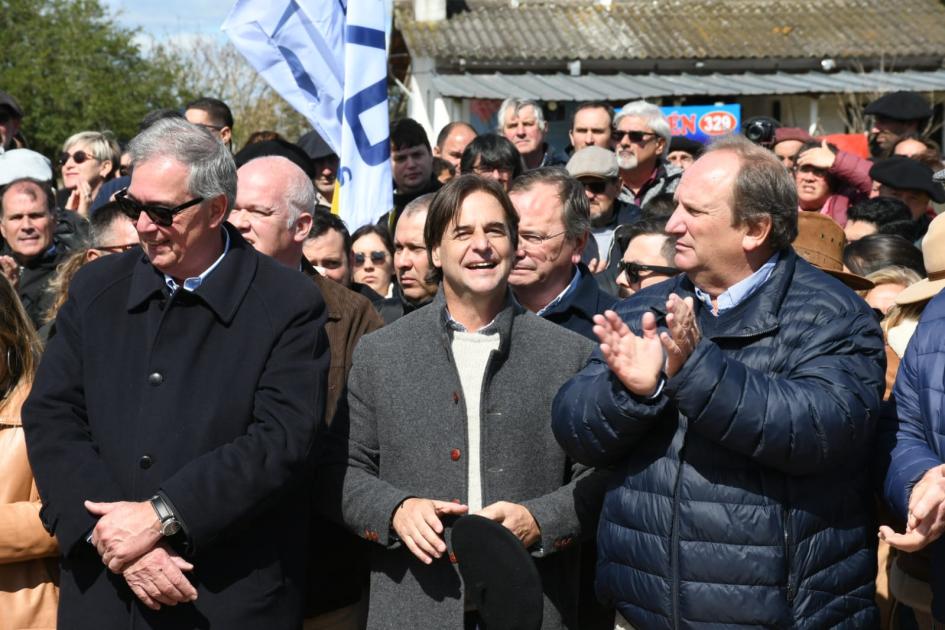 Inauguración de obras de rehabilitación en dos tramos de la ruta 6 Inauguración de obras de rehabilitación en dos tramos de la ruta 6