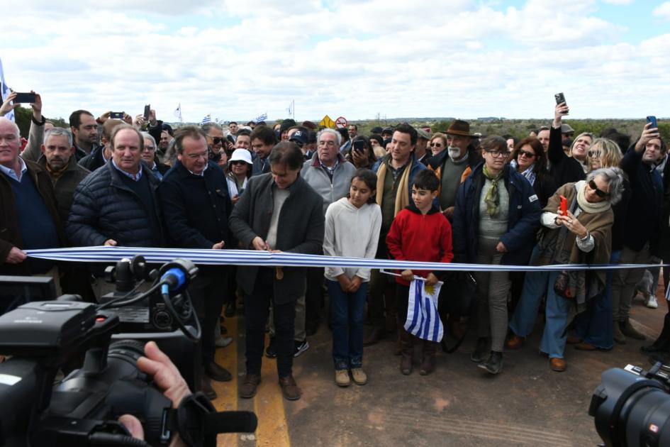 Inauguración de obras de rehabilitación en dos tramos de la ruta 6 Inauguración de obras de rehabilitación en dos tramos de la ruta 6