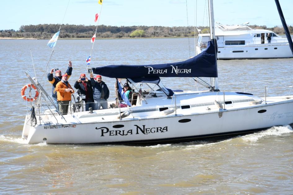 Culminaron las obras del dragado del canal sur de Isla Sola próximo a Carmelo Culminaron las obras del dragado del canal sur de Isla Sola próximo a Carmelo