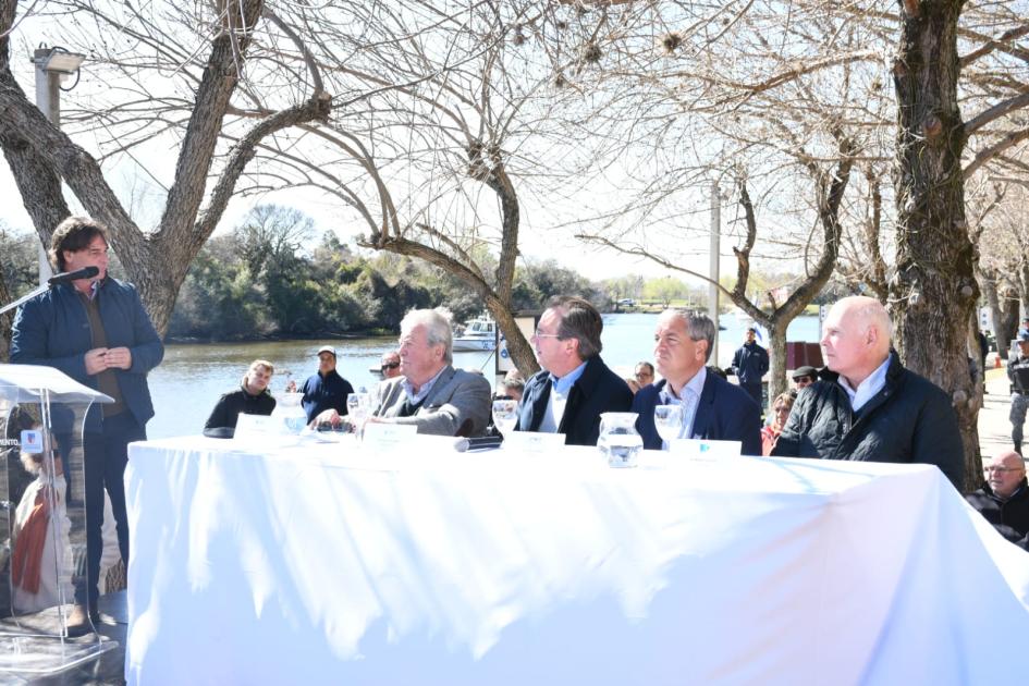 Culminaron las obras del dragado del canal sur de Isla Sola próximo a Carmelo Culminaron las obras del dragado del canal sur de Isla Sola próximo a Carmelo