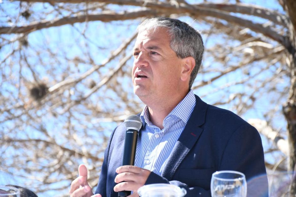 Culminaron las obras del dragado del canal sur de Isla Sola próximo a Carmelo Culminaron las obras del dragado del canal sur de Isla Sola próximo a Carmelo