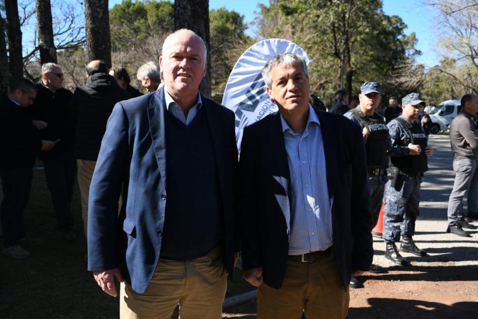 Culminaron las obras del dragado del canal sur de Isla Sola próximo a Carmelo Culminaron las obras del dragado del canal sur de Isla Sola próximo a Carmelo