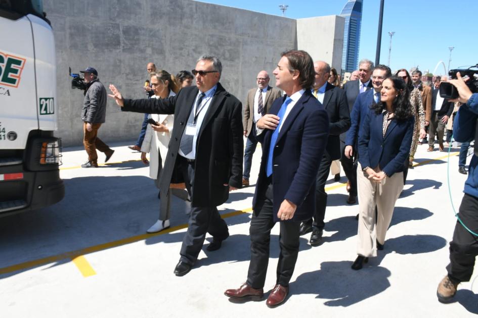 Inauguración de escáneres en puerto de Montevideo Inauguración de escáneres en puerto de Montevideo