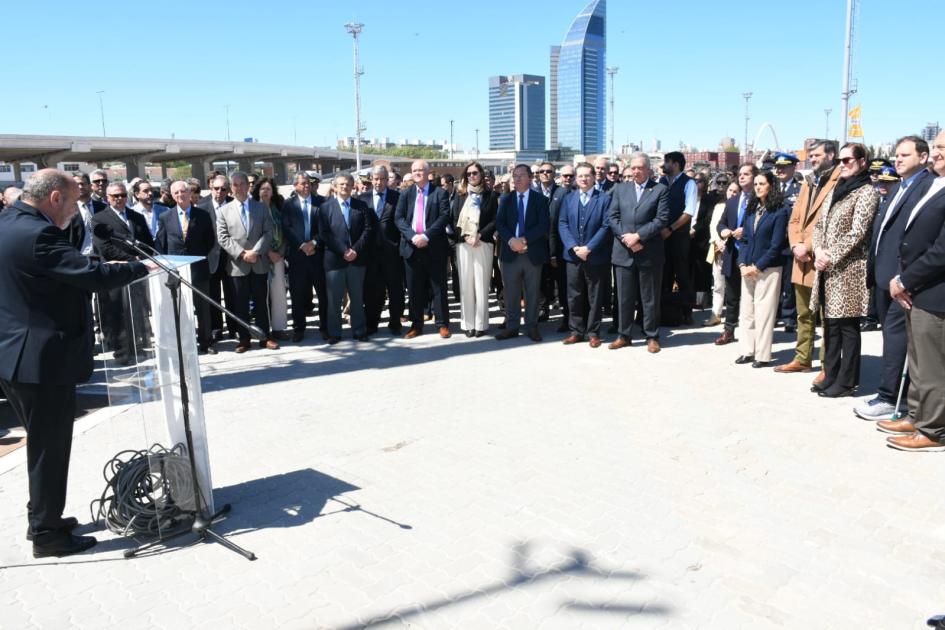 Inauguración de escáneres en puerto de Montevideo Inauguración de escáneres en puerto de Montevideo