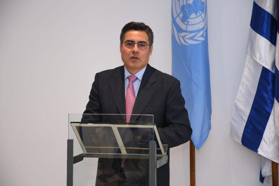 Entrega de diplomas a participantes del curso Gestión Moderna de Puertos en Uruguay Entrega de diplomas a participantes del curso Gestión Moderna de Puertos en Uruguay