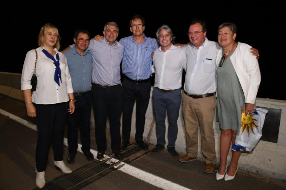 Inauguración de nuevas luminarias y homenaje a Eustaquio Sosa en La Charqueada Inauguración de nuevas luminarias y homenaje a Eustaquio Sosa en La Charqueada