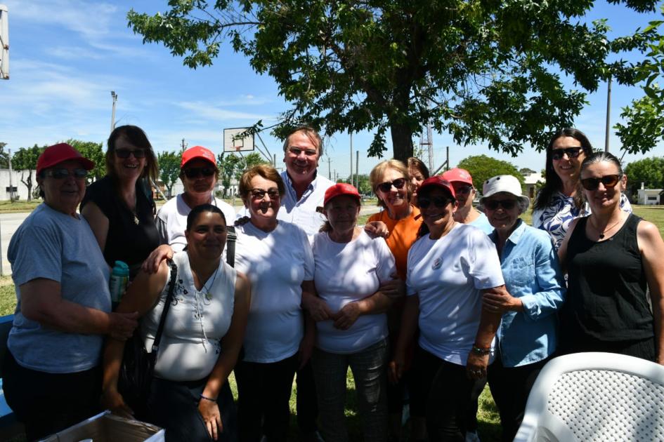 Firma de preacuerdo con Plaza de Deportes de Colonia Miguelete Firma de preacuerdo con Plaza de Deportes de Colonia Miguelete