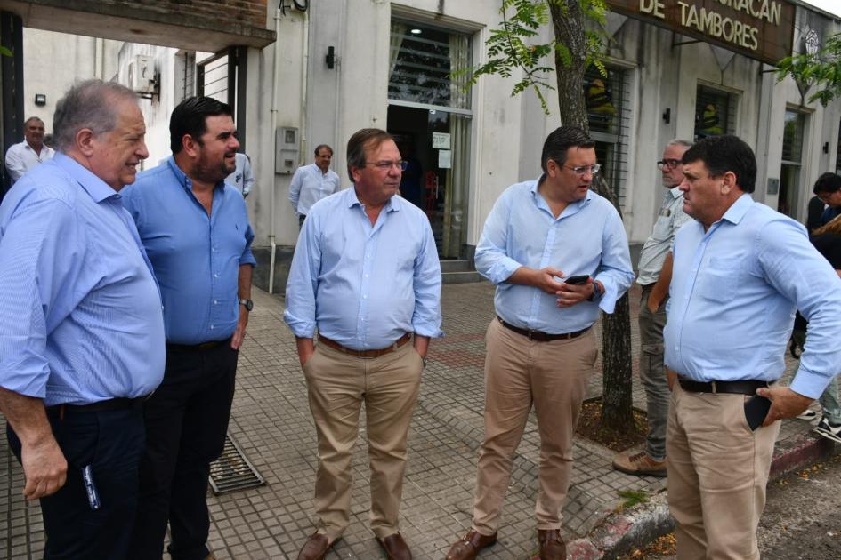 Convenio histórico ente el MTOP y las Intendencias de Tacuarembó y Paysandú para financiar mejoras v Convenio histórico ente el MTOP y las Intendencias de Tacuarembó y Paysandú para financiar mejoras v