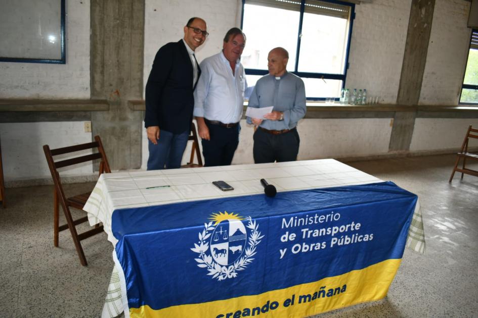 Inversión de 14 millones de pesos en infraestructura en Florida, Treinta y Tres y Lavalleja Inversión de 14 millones de pesos en infraestructura en Florida, Treinta y Tres y Lavalleja