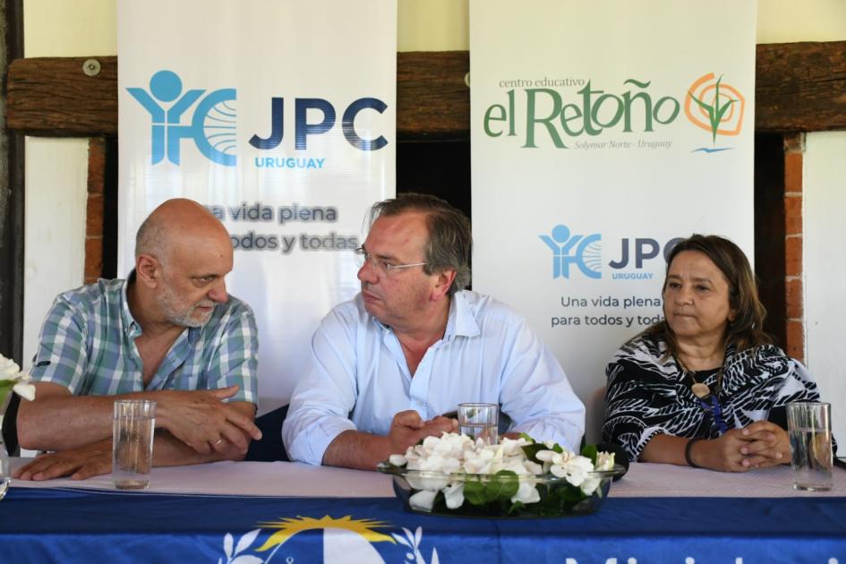 Firma de convenio con la Asociación Civil Juventud para Cristo – El Retoño Firma de convenio con la Asociación Civil Juventud para Cristo – El Retoño