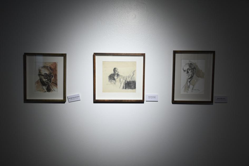 Muestra de arte “Diálogos silenciosos” Muestra de arte “Diálogos silenciosos”