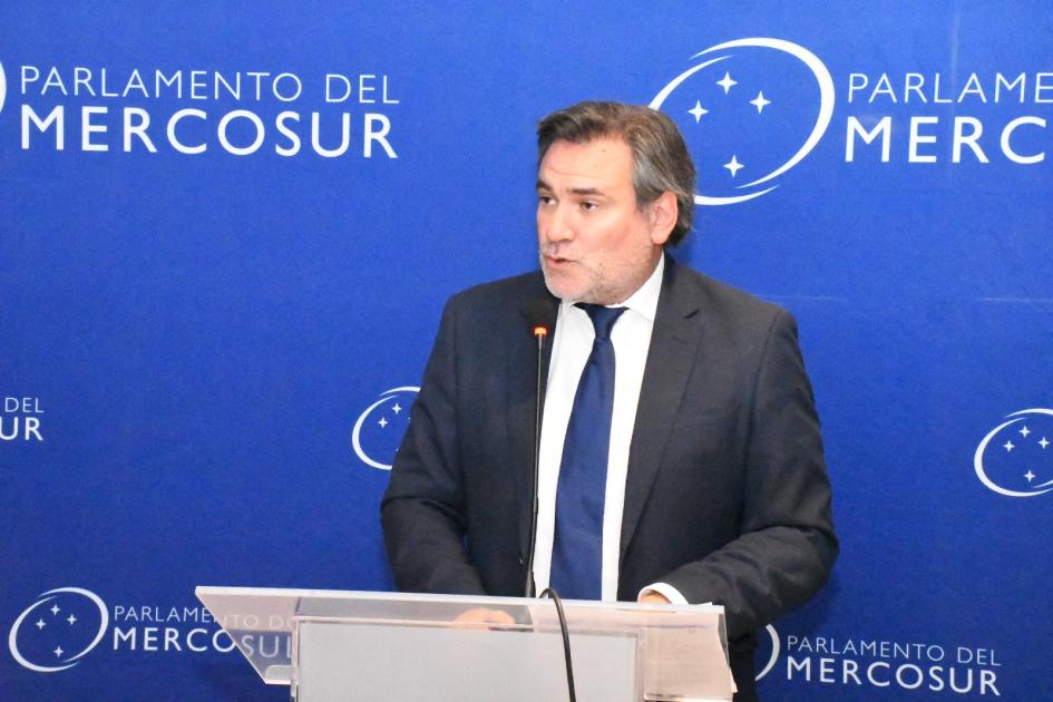 Inauguración de Sala Plenaria y nuevas instalaciones del Parlamento del Mercosur Inauguración de Sala Plenaria y nuevas instalaciones del Parlamento del Mercosur