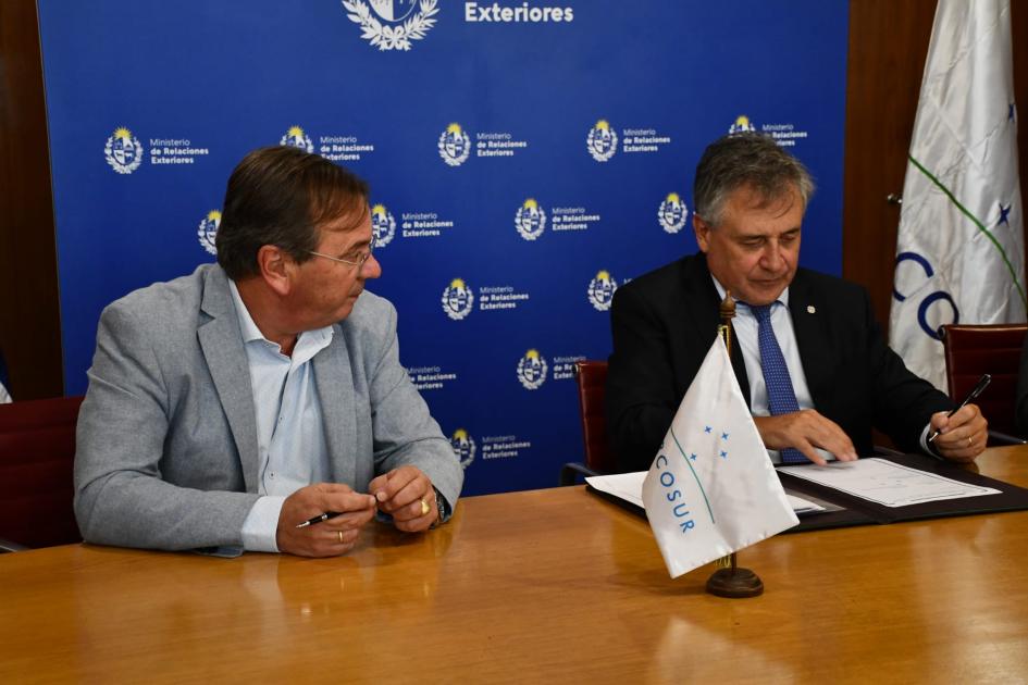 Firma de acuerdos para rehabilitación de ruta 6 Firma de acuerdos para rehabilitación de ruta 6