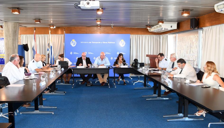La Junta Aeronáutica Civil celebró su última sesión destacando avances clave en la aviación uruguaya La Junta Aeronáutica Civil celebró su última sesión destacando avances clave en la aviación uruguaya