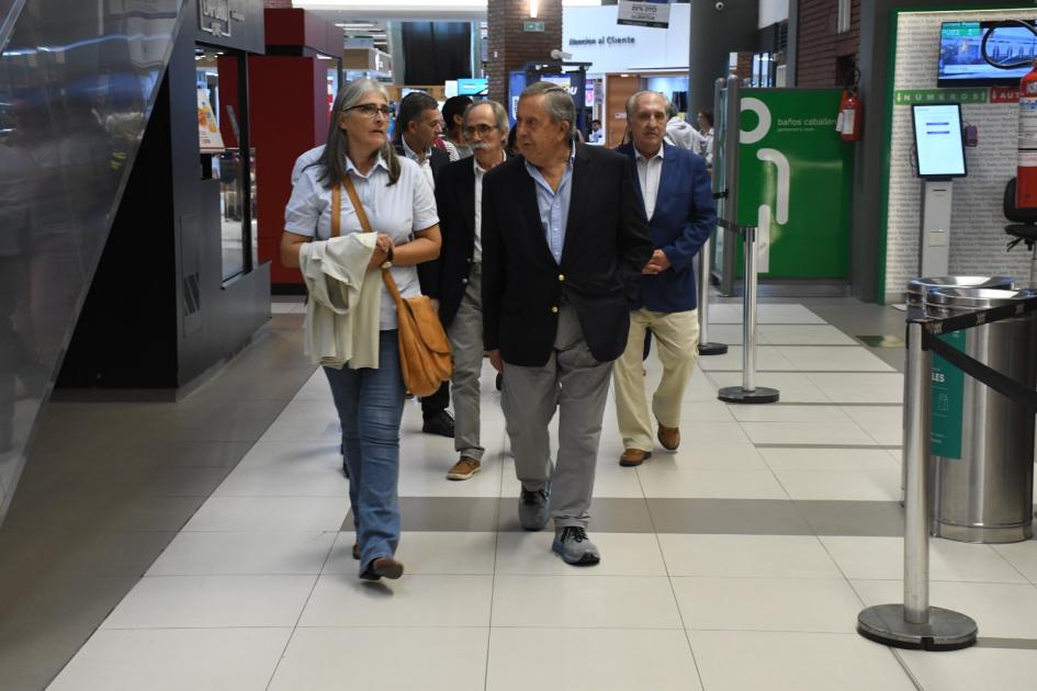 Visita de autoridades del MTOP a las instalaciones de la Terminal de Pasajeros de Tres Cruces Visita de autoridades del MTOP a las instalaciones de la Terminal de Pasajeros de Tres Cruces