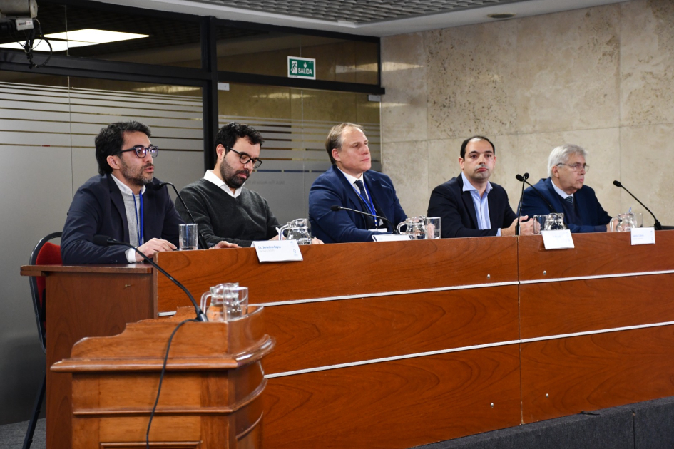 1er Foro Nacional de Transporte Multimodal de Carga y Pasajeros 1er Foro Nacional de Transporte Multimodal de Carga y Pasajeros