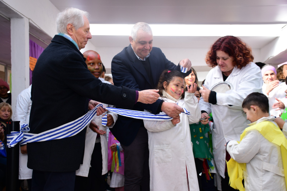 Inauguración de obras sociales en la Escuela Nº240 “Paul Harris” en Malvín Inauguración de obras sociales en la Escuela Nº240 “Paul Harris” en Malvín