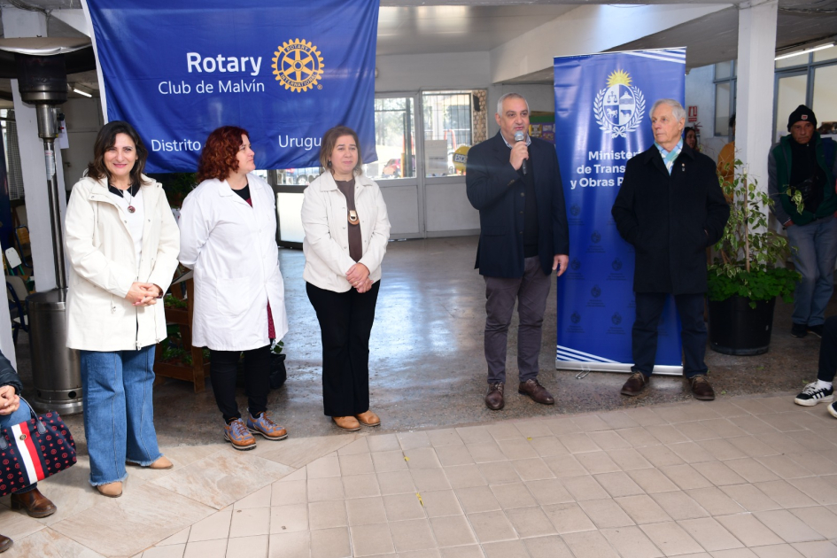 Inauguración de obras sociales en la Escuela Nº240 “Paul Harris” en Malvín Inauguración de obras sociales en la Escuela Nº240 “Paul Harris” en Malvín
