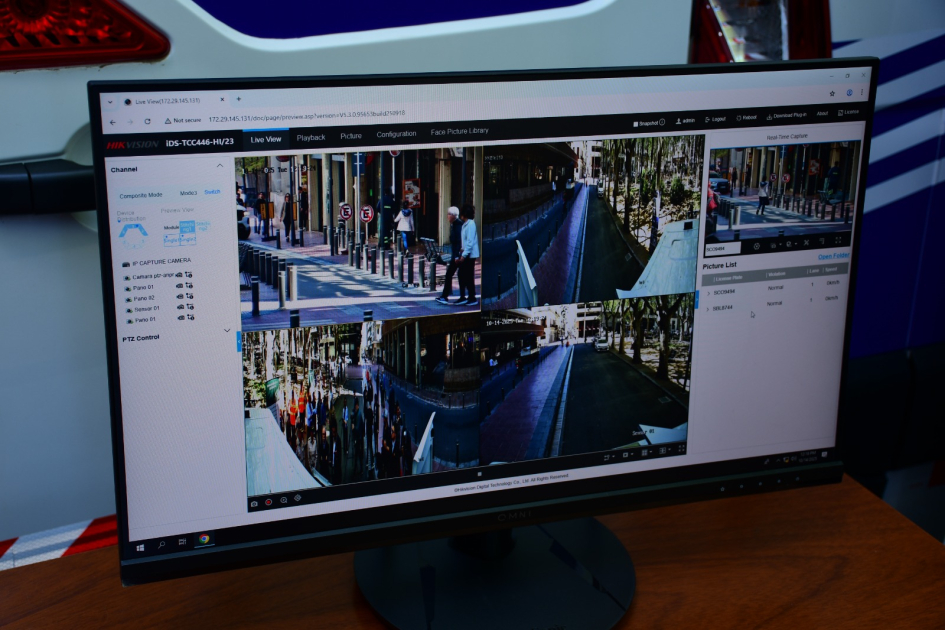 Presentación oficial de nuevos móviles de fiscalización