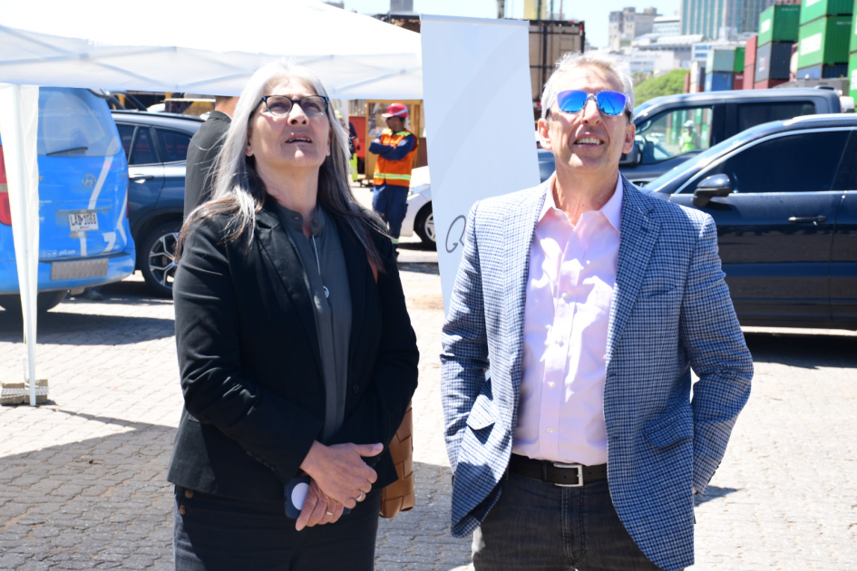 El puerto de Montevideo recibió las primeras tres locomotoras que integrarán la flota del Grupo RAS